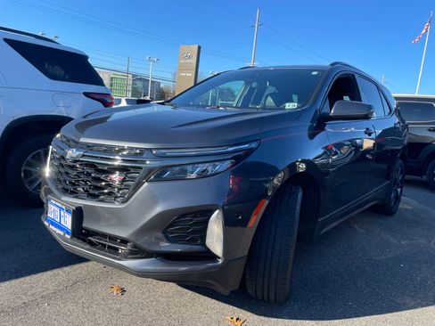 Certified 2023 Chevrolet Equinox RS w/ RS Leather Package image 5