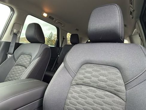 New 2025 Nissan Pathfinder SV w/ Cargo Package image 11