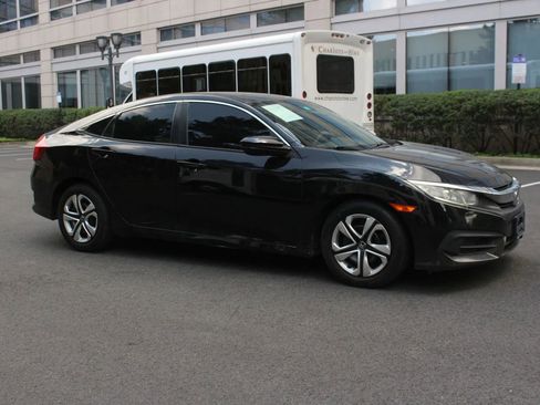 Used 2017 Honda Civic LX image 2