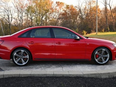 Used 2022 Audi A4 2.0T Premium Plus image 4