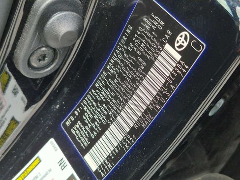 Used 2024 Toyota Corolla SE FWD image 28