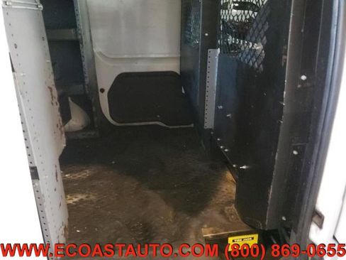 Used 2010 Ford Transit Connect XLT image 8