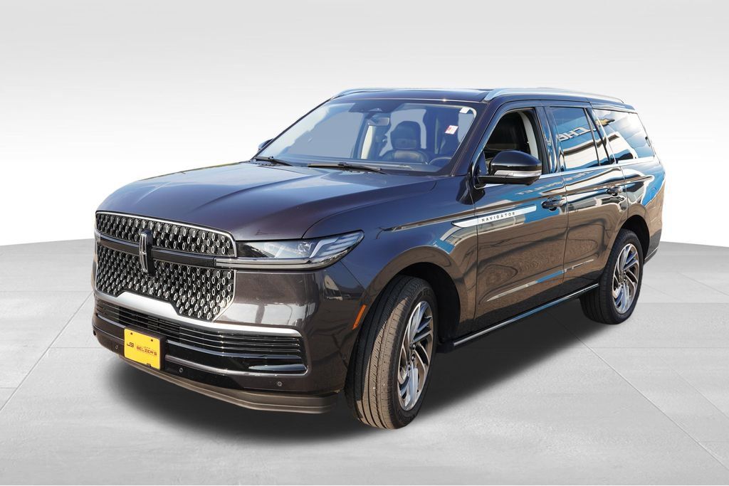 Used 2025 Lincoln Navigator Reserve AWD/4WD image 11