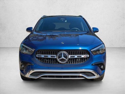 Certified 2025 Mercedes-Benz GLA 250 image 2
