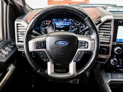 Used 2020 Ford F250 Platinum image 18