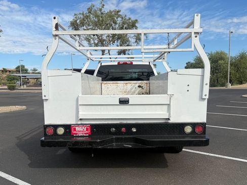 Used 2016 Chevrolet Silverado 3500 W/T RWD image 4