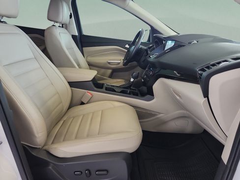 Used 2017 Ford Escape Titanium FWD image 20