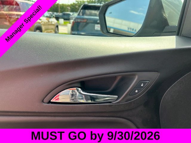 Used 2024 Chevrolet Equinox LT FWD image 12