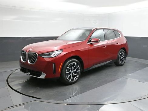 Certified 2025 BMW X3 xDrive30i w/ Premium Package AWD/4WD image 1