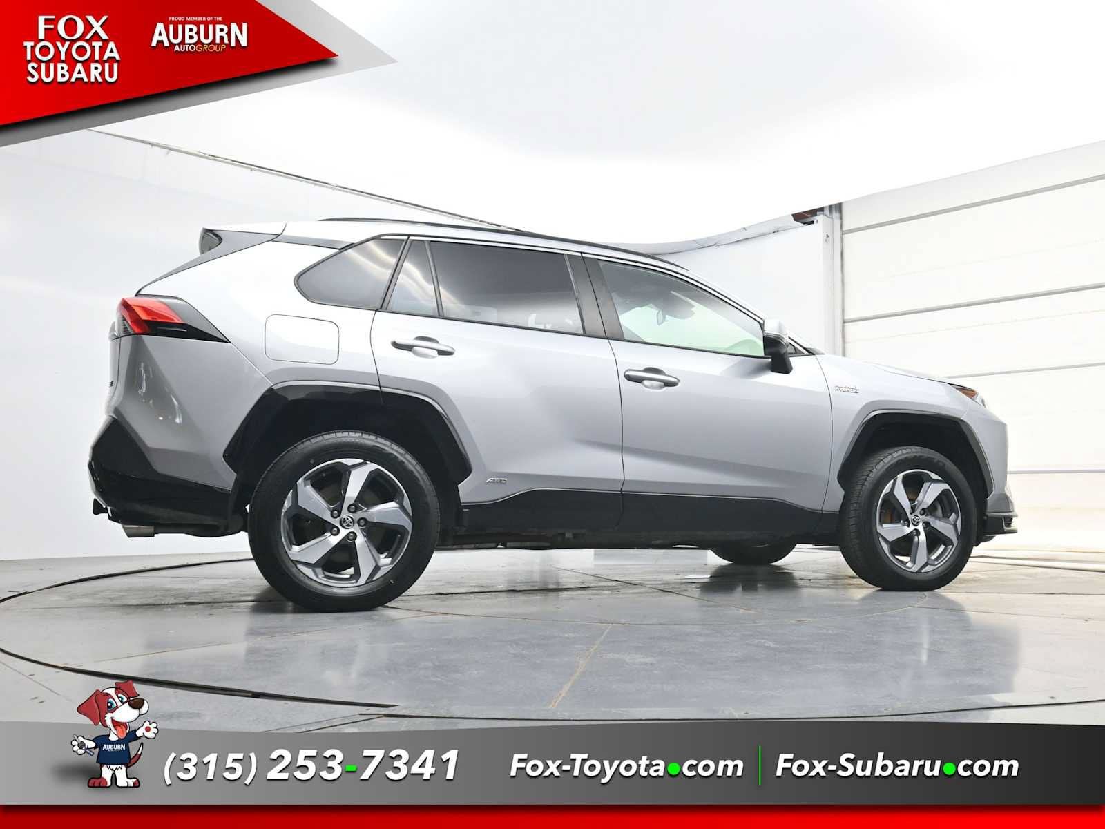 Used 2021 Toyota RAV4 SE w/ Weather & Moonroof Package AWD/4WD image 22