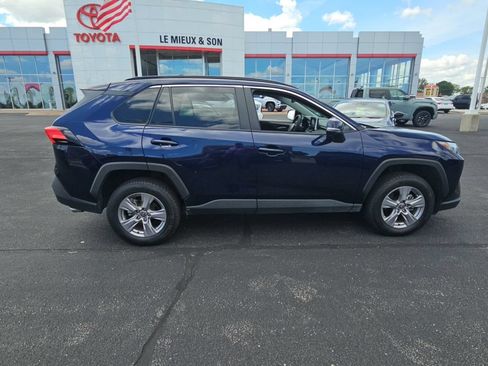 Used 2025 Toyota RAV4 XLE AWD/4WD image 2