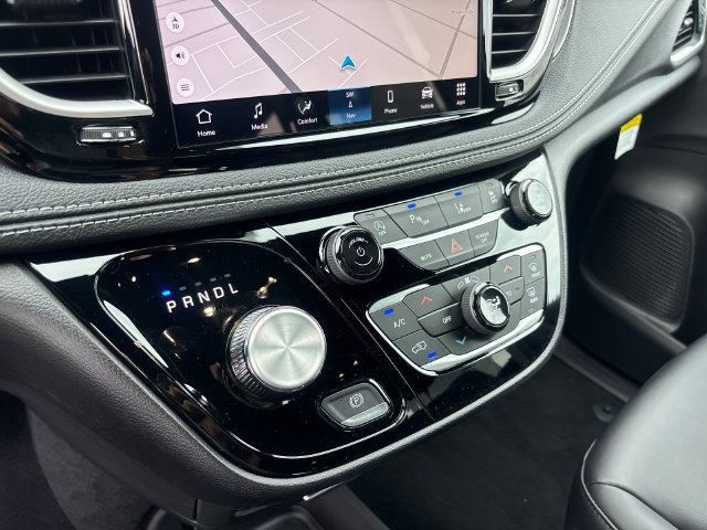 New 2027 Chrysler Pacifica Select w/ Family Tech Group FWD image 24