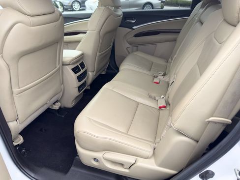 Used 2020 Acura MDX SH-AWD image 19