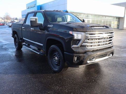 New 2026 Chevrolet Silverado 2500 High Country w/ Technology Package image 2