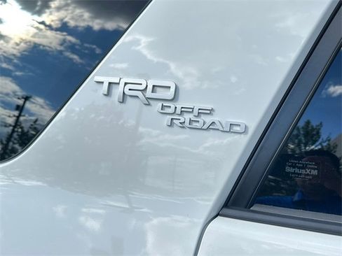 Certified 2024 Toyota 4Runner TRD Off-Road image 9