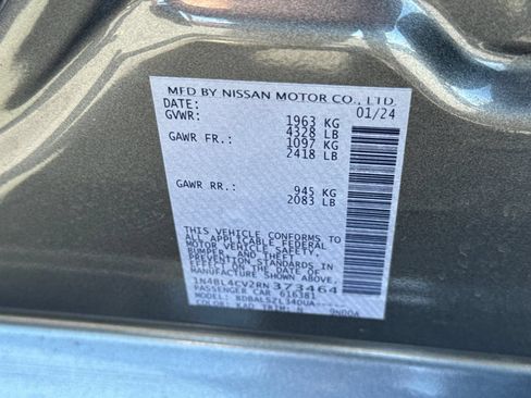 Used 2024 Nissan Altima 2.5 SR FWD image 31
