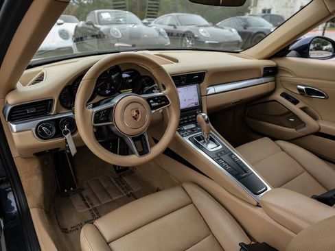 Used 2017 Porsche 911 Carrera RWD image 7