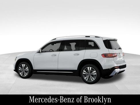 Certified 2026 Mercedes-Benz GLB 250 4MATIC image 33