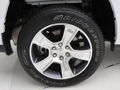 Used 2025 RAM 1500 Tradesman AWD/4WD image 9