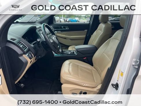 Used 2017 Ford Explorer Limited w/ Equipment Group 301A AWD/4WD image 16