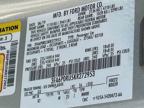 Used 2019 Ford Fusion Titanium FWD image 39