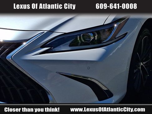 Used 2025 Lexus ES 350 w/ Premium Package FWD image 9