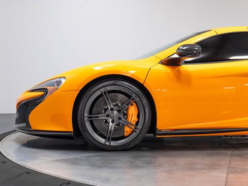 Used 2015 McLaren 650S Spider RWD image 49