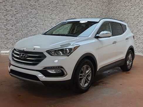 Used 2018 Hyundai Santa Fe Sport image 3