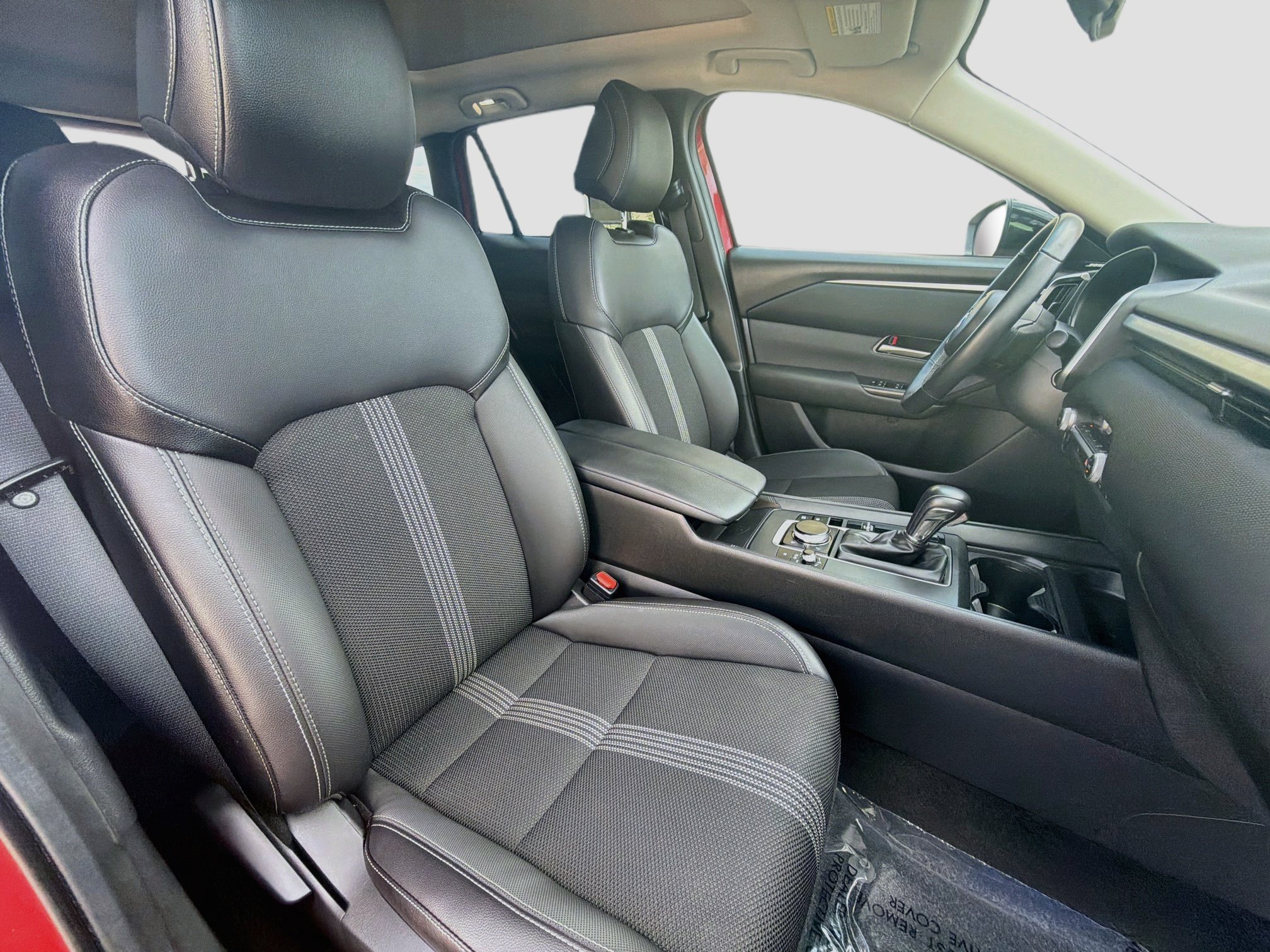 Used 2025 MAZDA CX-50 AWD 2.5 S w/ Premium Package image 34