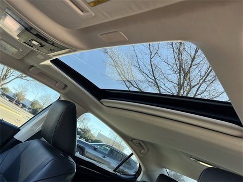 Used 2022 Lexus ES 350 w/ Premium Package image 27