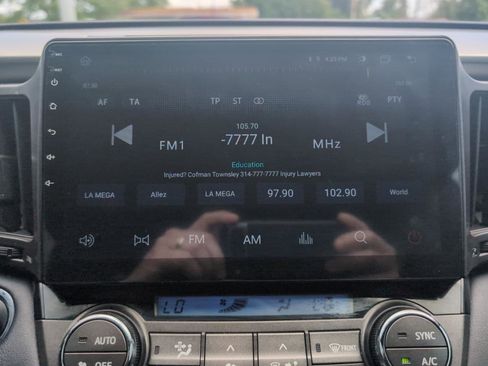Used 2015 Toyota RAV4 Limited FWD image 23