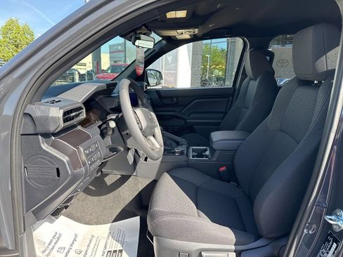 New 2026 Toyota 4Runner SR5 AWD/4WD image 9