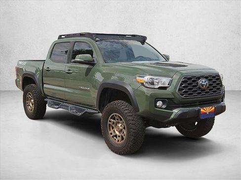Used 2021 Toyota Tacoma TRD Off-Road w/ Technology Package AWD/4WD image 3