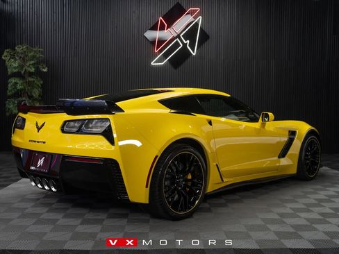 Used 2019 Chevrolet Corvette Z06 image 2