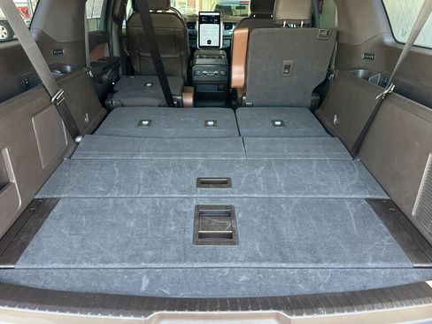 Used 2022 Ford Expedition Max King Ranch AWD/4WD image 15