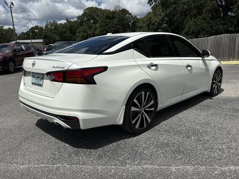 Used 2019 Nissan Altima 2.5 Platinum FWD image 5