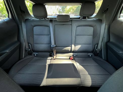 Used 2025 Chevrolet Equinox LT FWD image 38