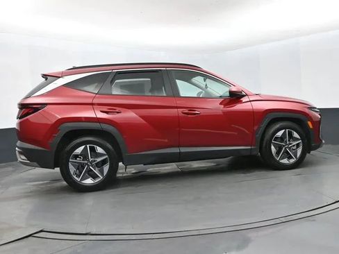 Used 2025 Hyundai Tucson SEL image 4