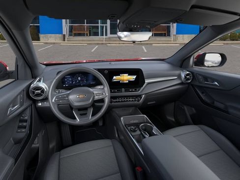 New 2026 Chevrolet Equinox LT w/ Convenience Package II FWD image 15