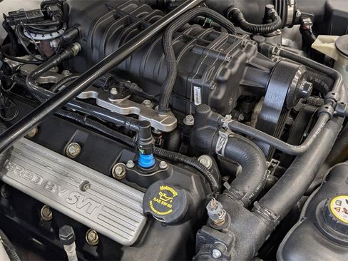 Used 2007 Ford Mustang Shelby GT500 image 17