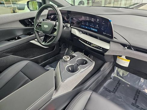 New 2026 Cadillac Optiq Sport 1 AWD/4WD image 10