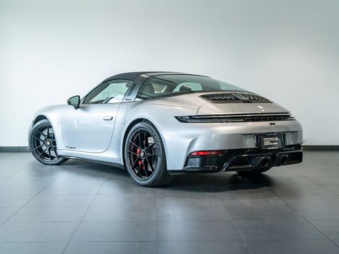 Certified 2026 Porsche 911 Targa 4 GTS AWD/4WD image 3