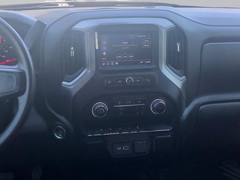 Used 2022 Chevrolet Silverado 1500 Custom AWD/4WD image 7