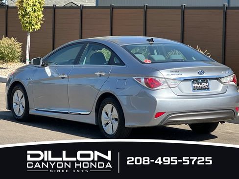 Used 2015 Hyundai Sonata Hybrid FWD image 6