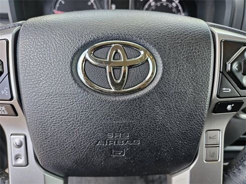 Used 2020 Toyota 4Runner SR5 image 23