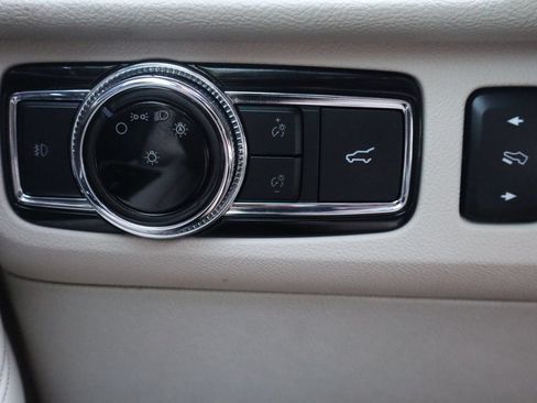 Used 2018 Lincoln Navigator Reserve w/ Technology Package AWD/4WD image 31