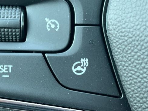 New 2026 Chevrolet Trax LT FWD image 17