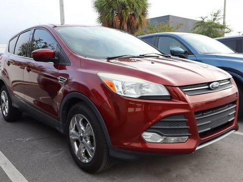 Used 2014 Ford Escape SE FWD image 1
