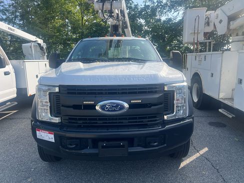 Used 2019 Ford F450 XL w/ Aft-axle Frame Extension Pack RWD image 2