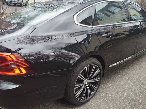 Used 2023 Volvo S90 B6 Plus AWD/4WD image 4